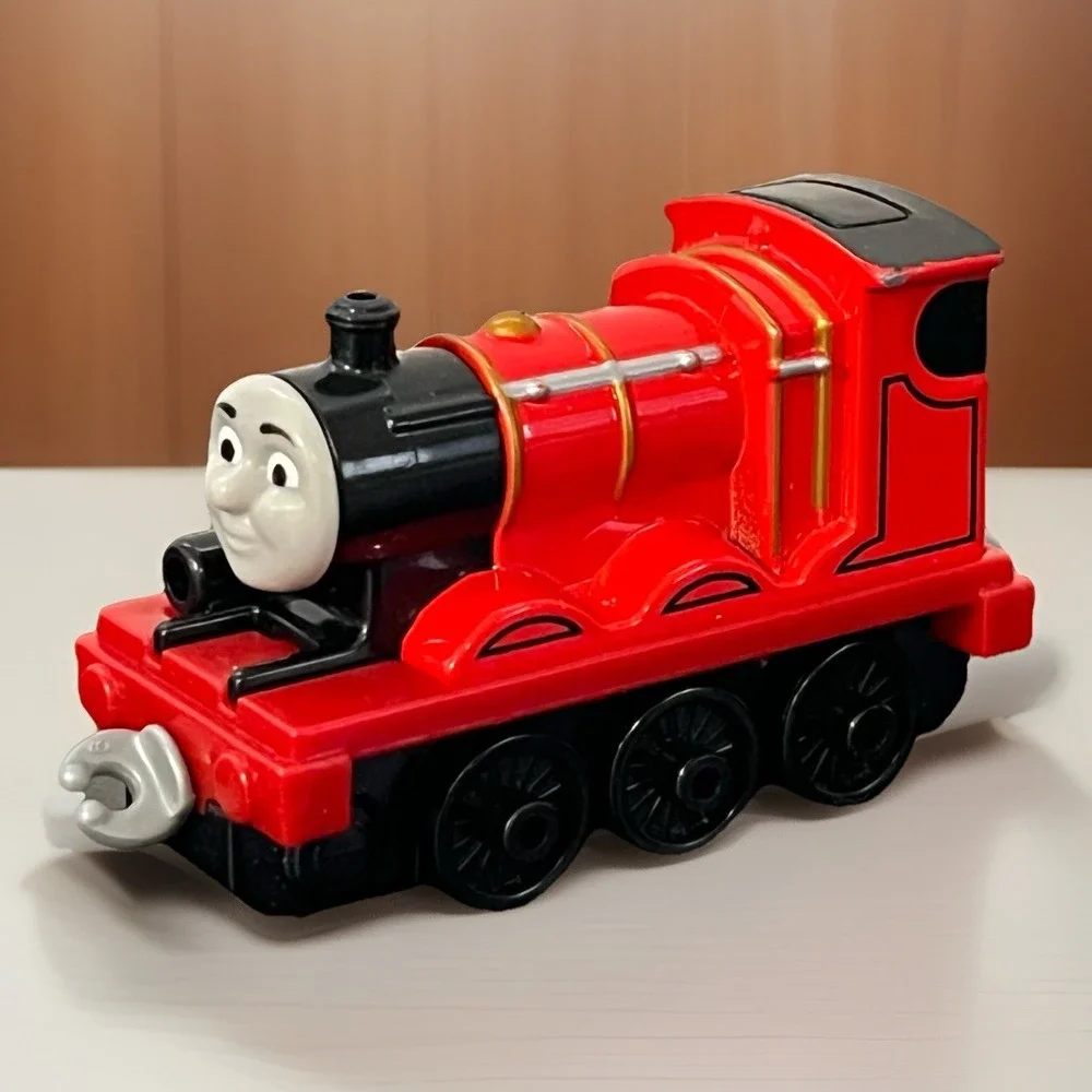 JAMES Thomas the Train and Friends Diecast 2013 Lights Up & Talks Mattel Red Car